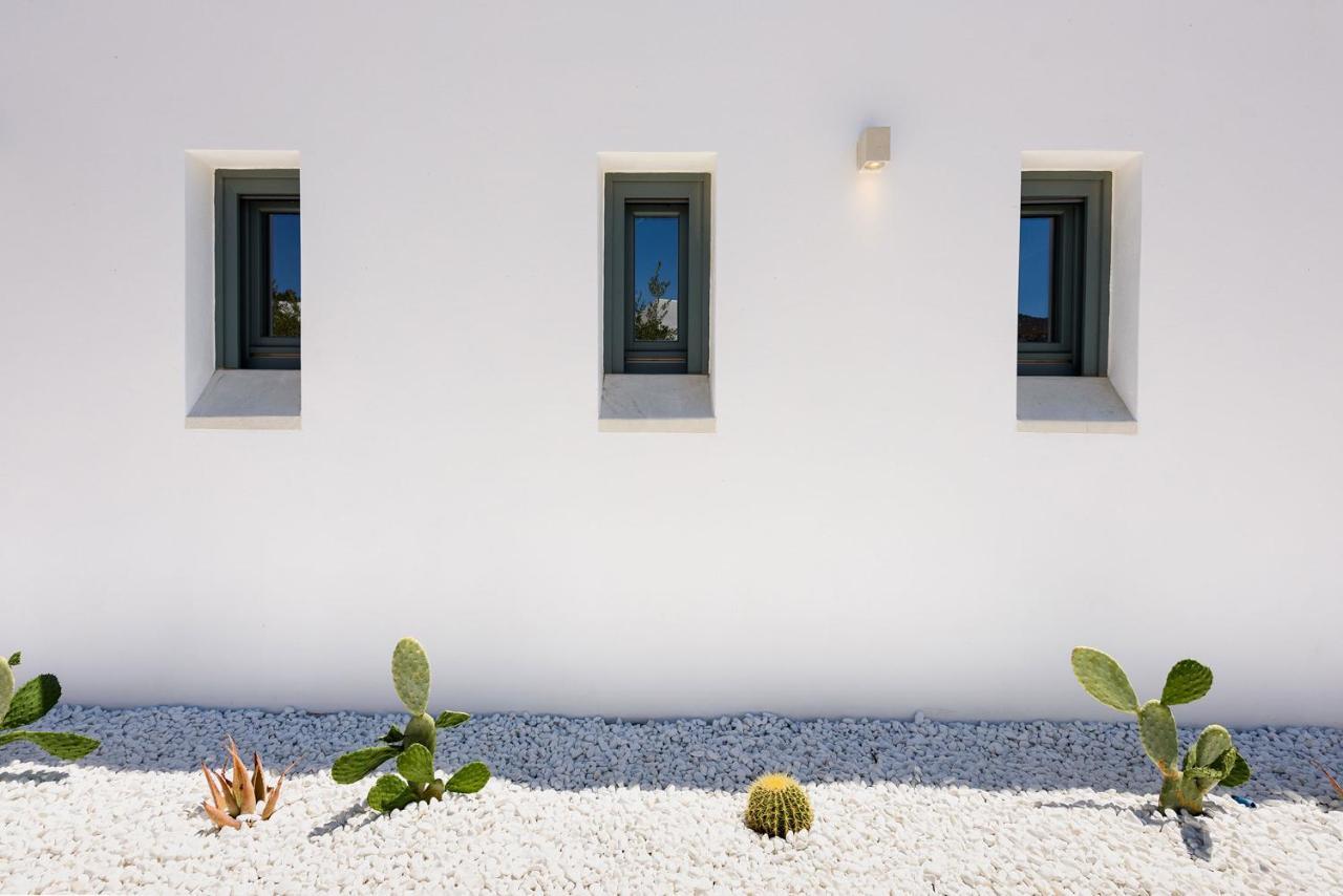 Villa Complex White And Rocks Páros Dış mekan fotoğraf